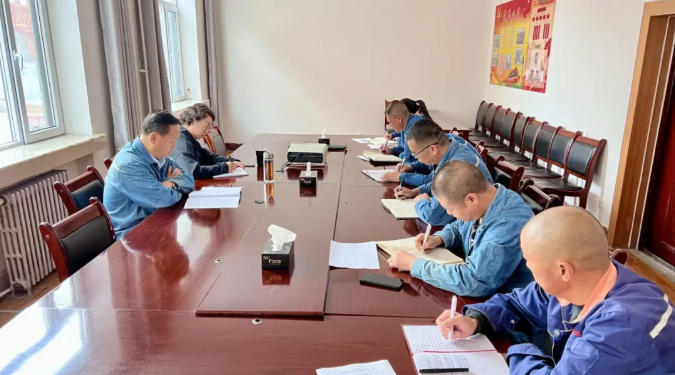 配送公司召開9月份安全生產(chǎn)例會暨安全生產(chǎn)百日攻堅(jiān)行動部署專題會議